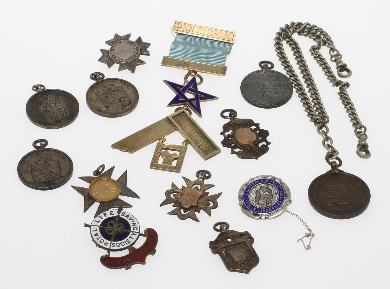 MEDALJER med mera, mestadels silver, 1900-tal.