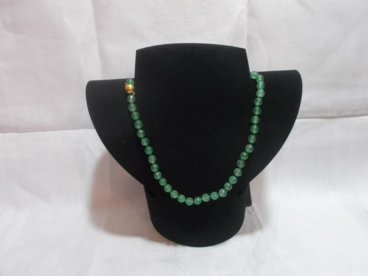 COLLAR JADE HIELO.