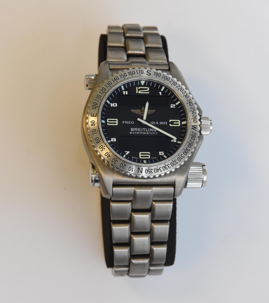 MEN'S WATCH, BREITLING Titan Emergency E56121.1.