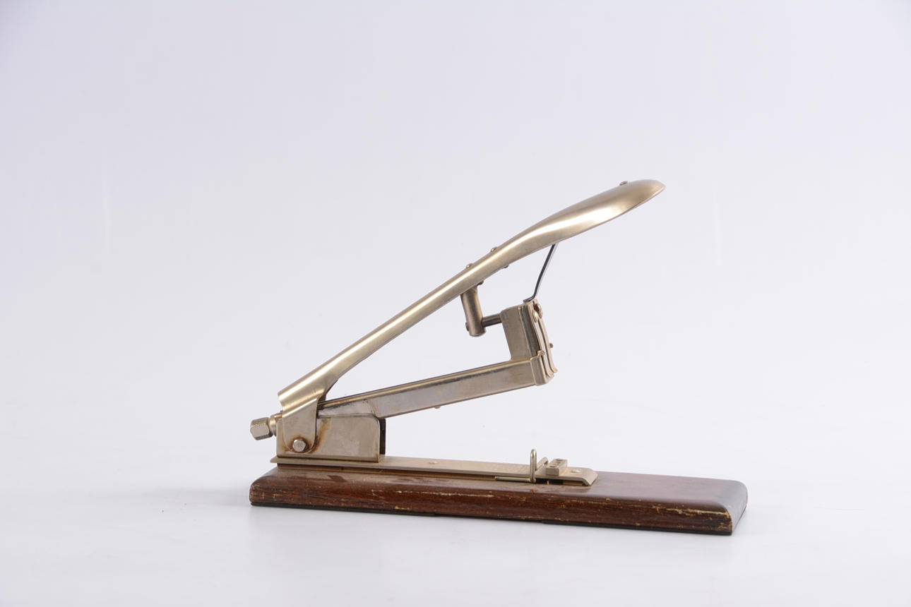 HÄFTAPPARAT, Coloss Elastic, 1900-tal.