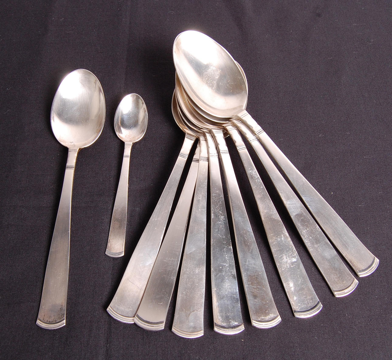 SKEDAR, 10 delar silver, " Rosenholm ".