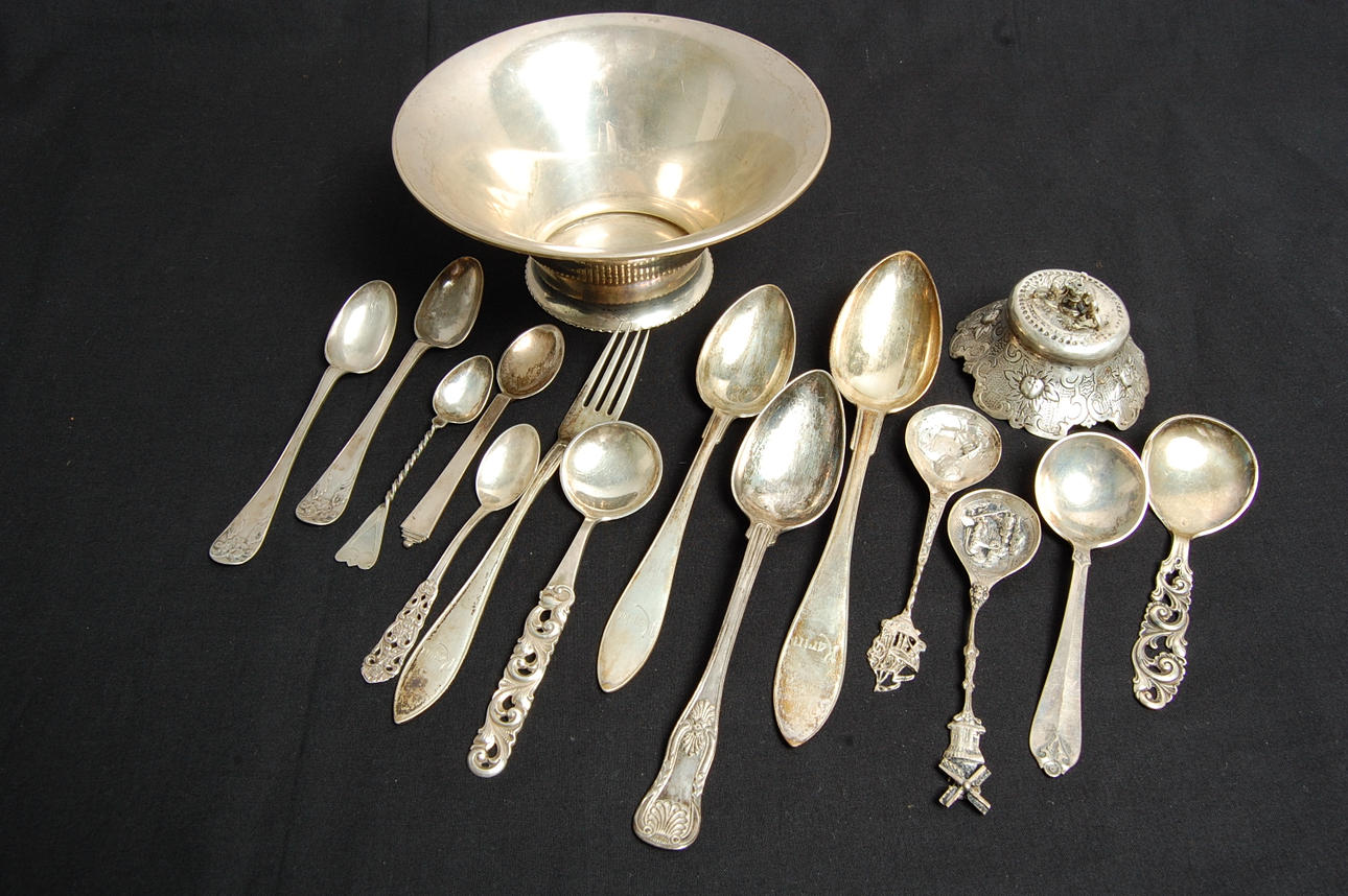 SILVER, 16 delar, vikt 609 g.