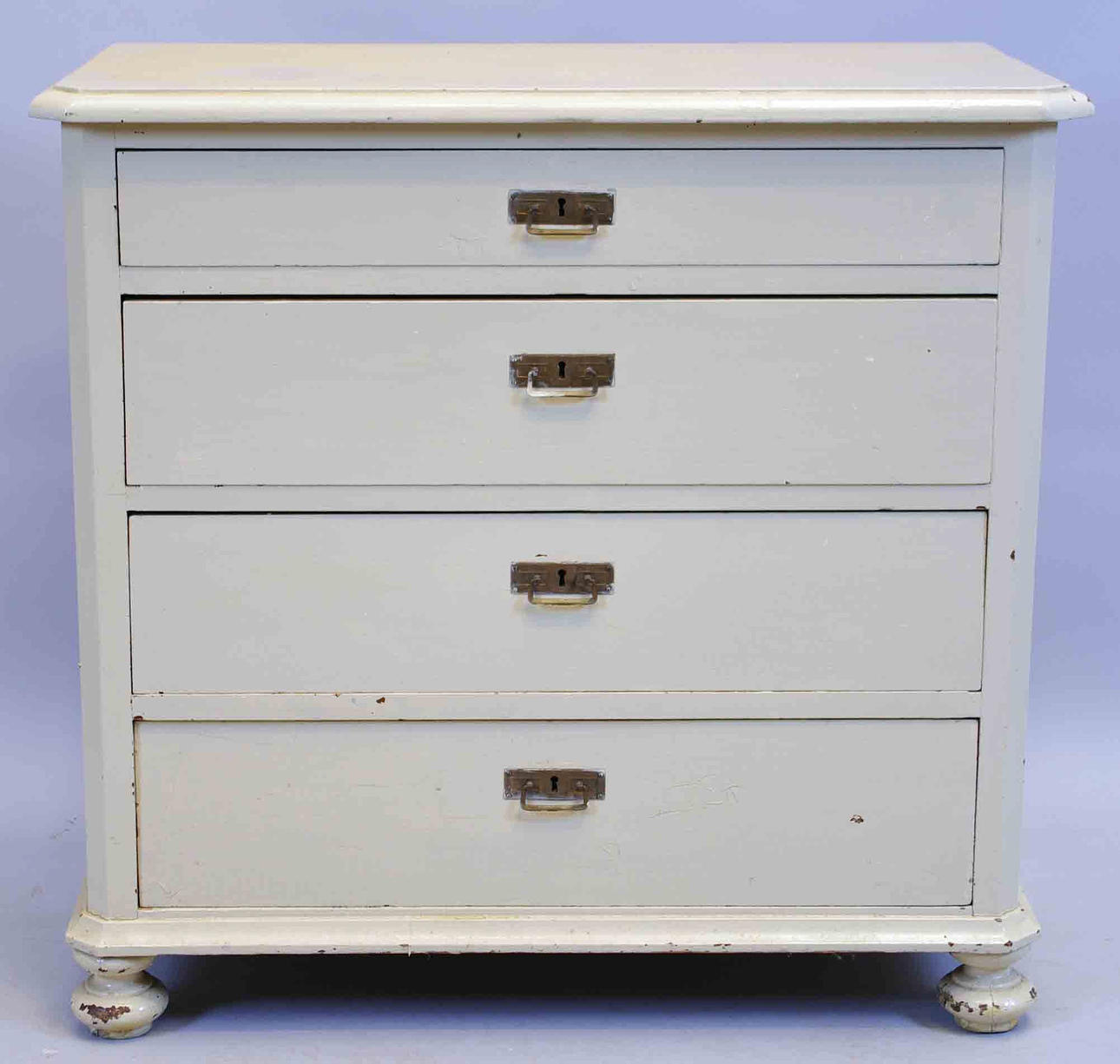 BYRÅ, 4-lådig, målad fur, sekelskiftet 1800/1900.