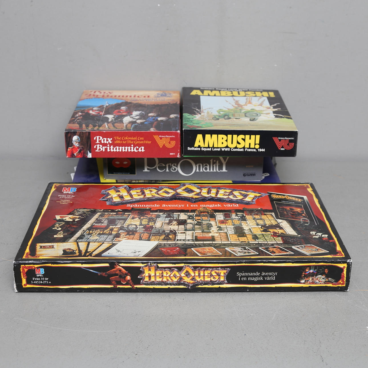 BRÄDSPEL, 5 st, bl.a. HeroQuest, 1900-talets slut.