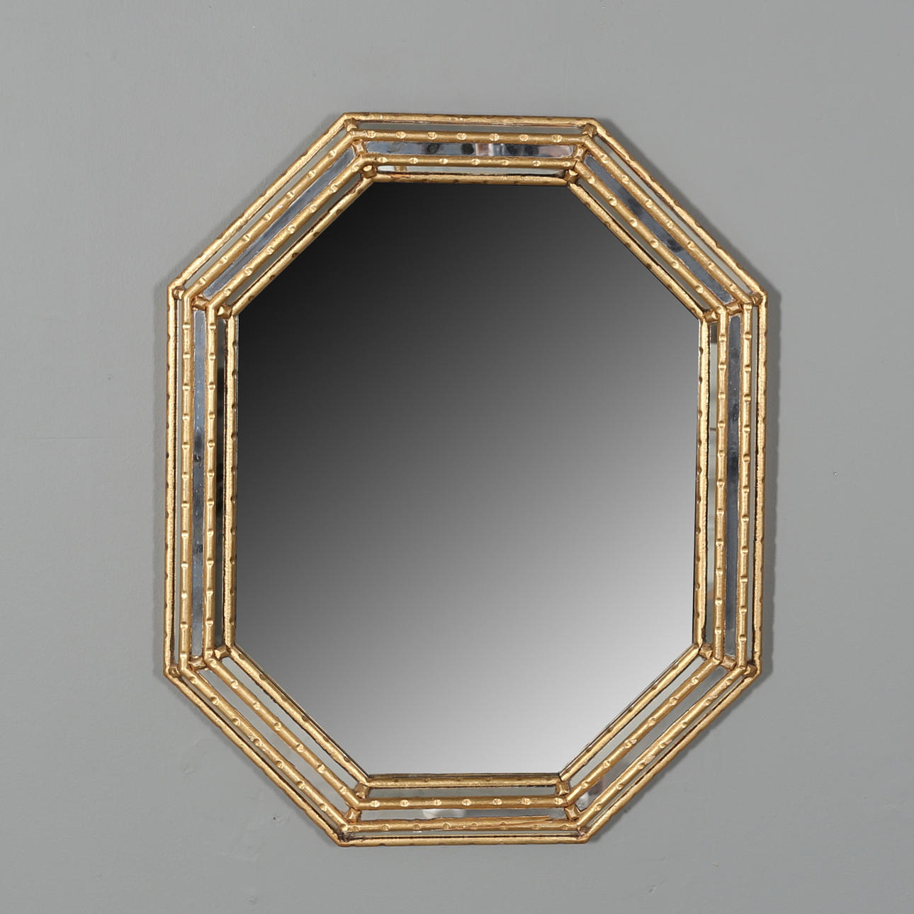 SPEGEL, oktagonal, renässansstil 1900-tal.