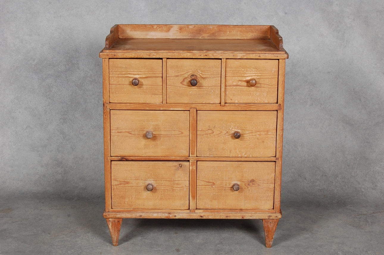 SKÄNK, sengustaviansk, 1800-tal.