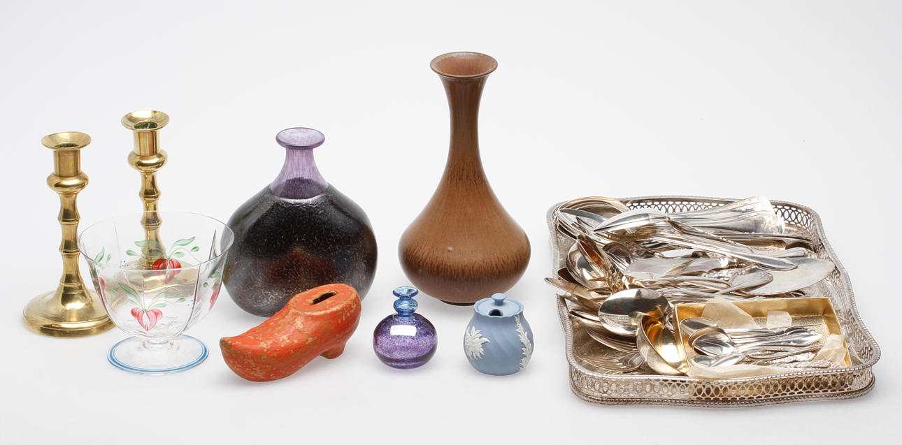 DIVERSE, bl.a. Rörstrand, Gunnar Nylund, Kosta Boda med mera.