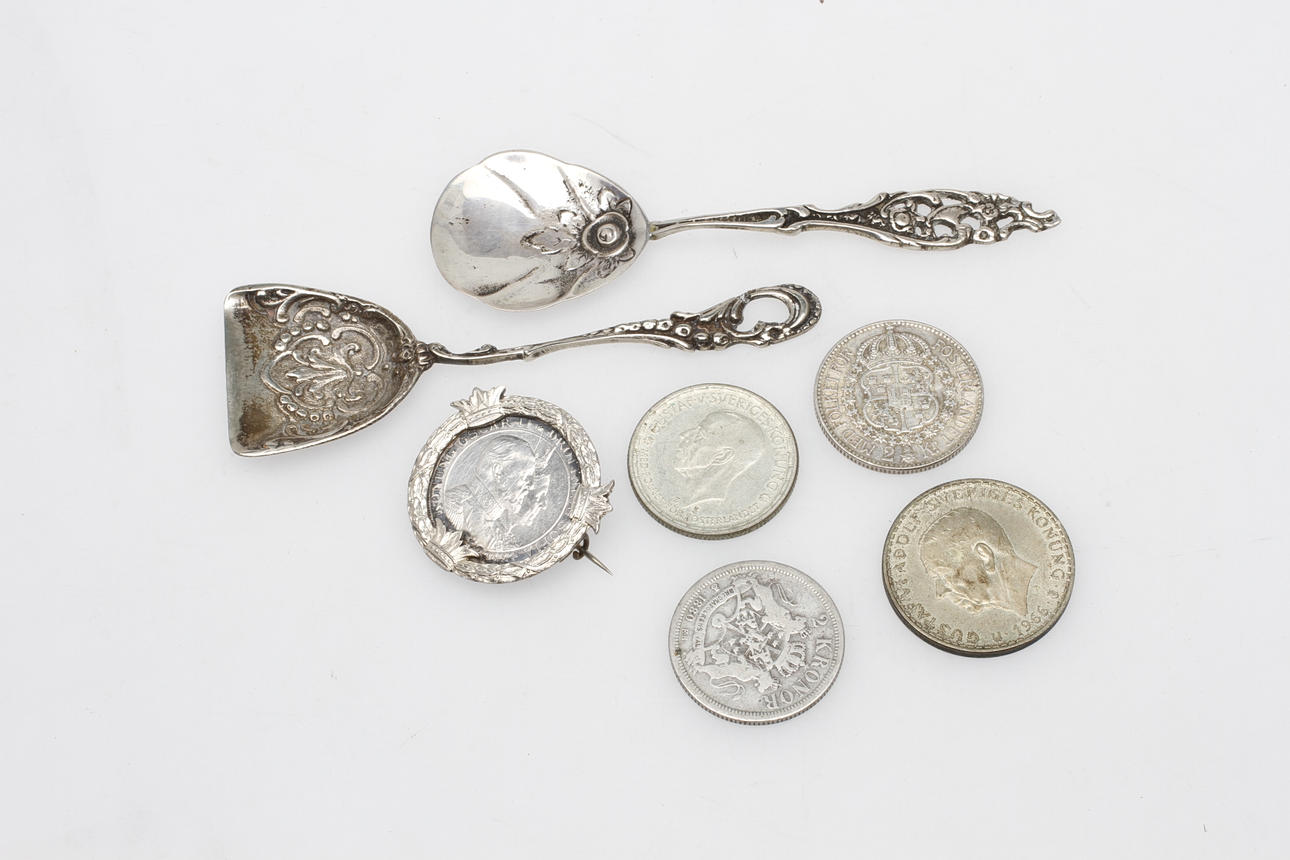 SILVERFÖREMÅL, 7 delar, vikt ca 110,4 gram.