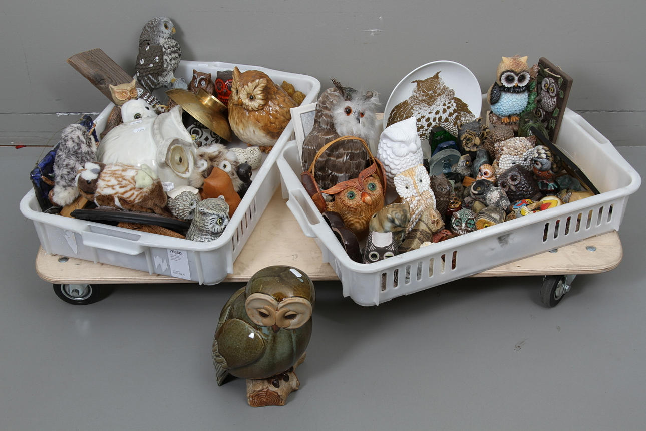 SAMLING UGGLOR C:a 100 st 1900-2000-tal.