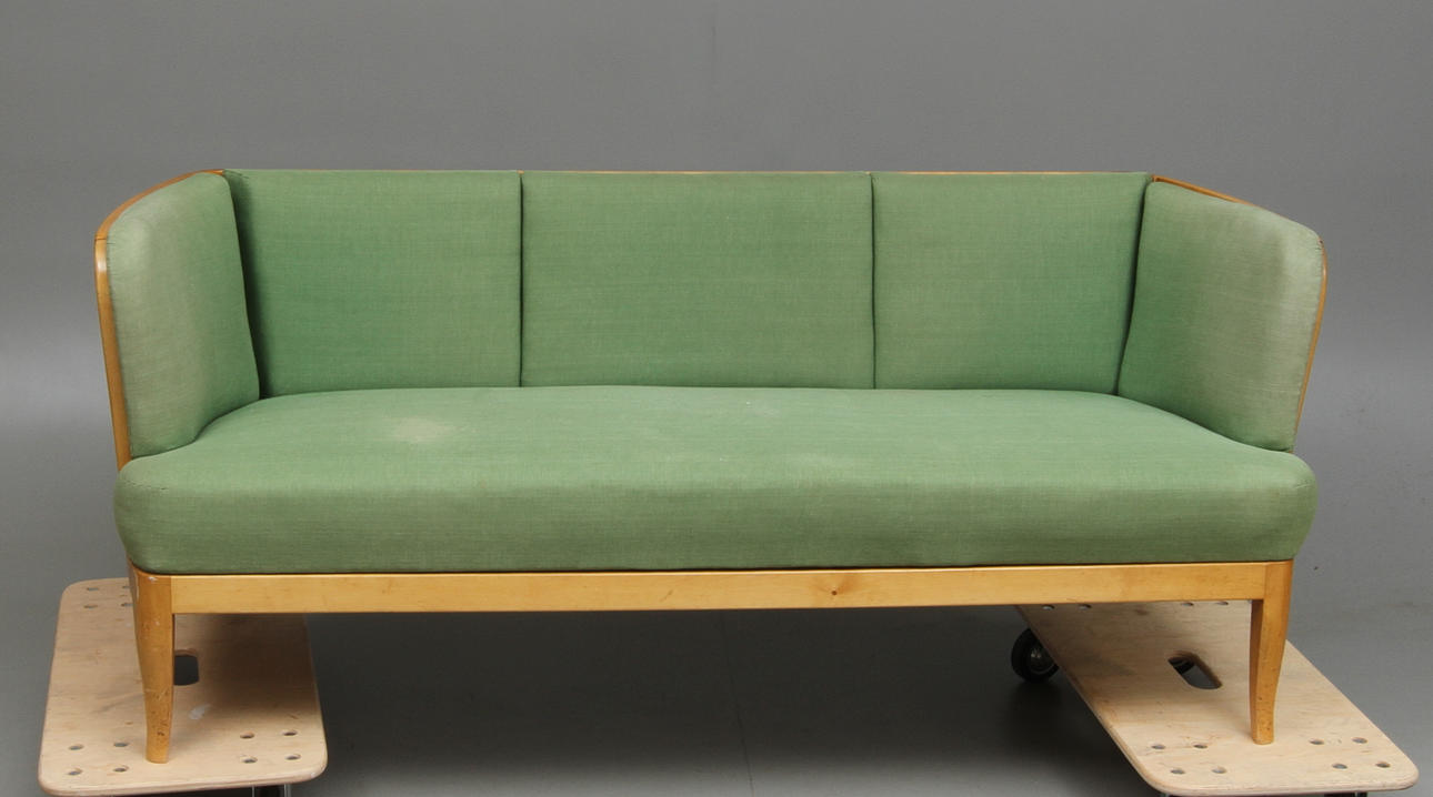 SOFFA, "Ulla", design Carl Malmsten.