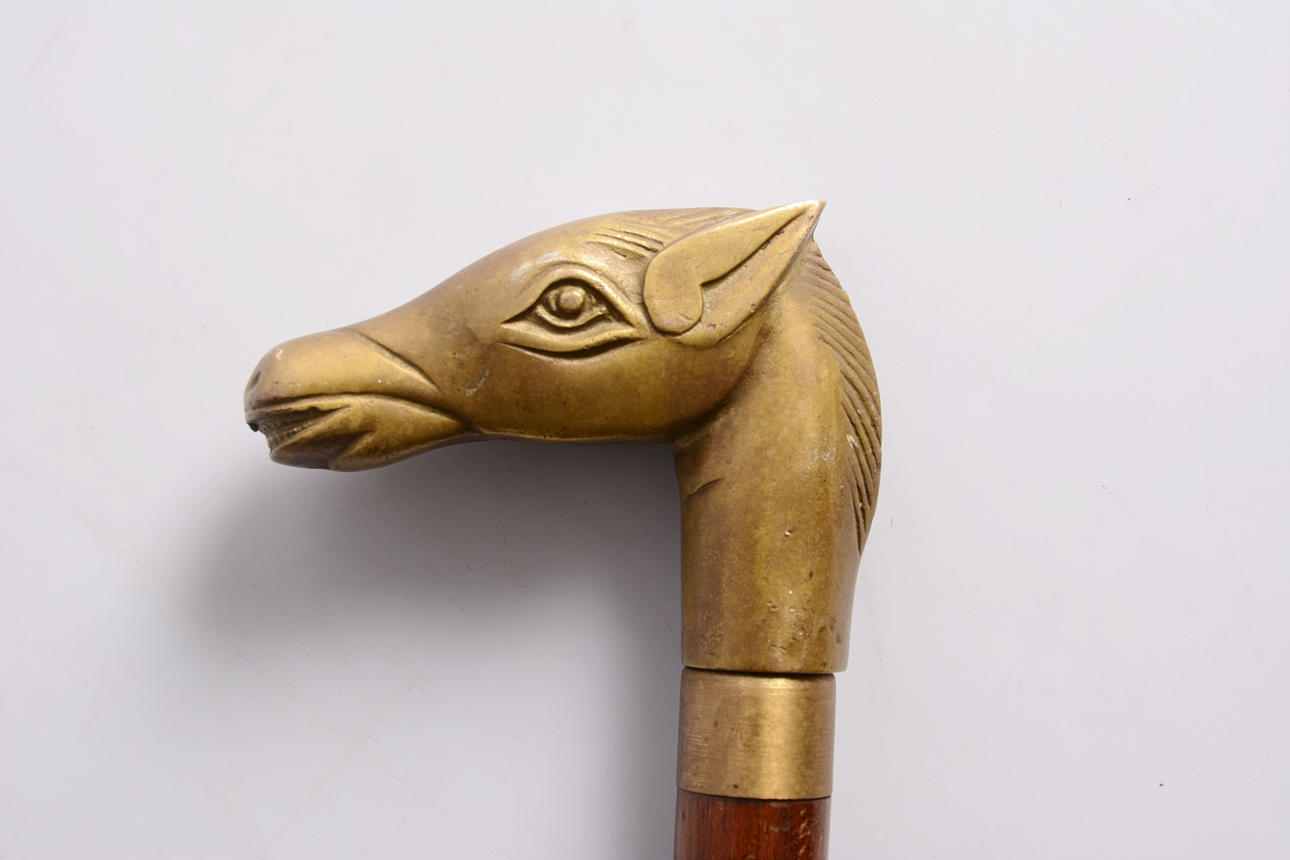 SPATSERKÄPP, mässing/trä,1900-tal.