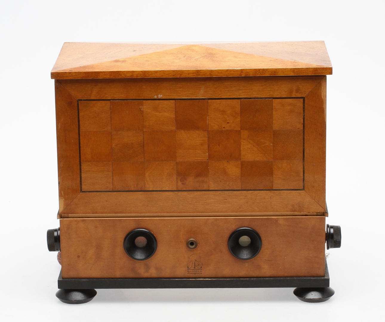 RADIO, Radiola, Modell M 55.