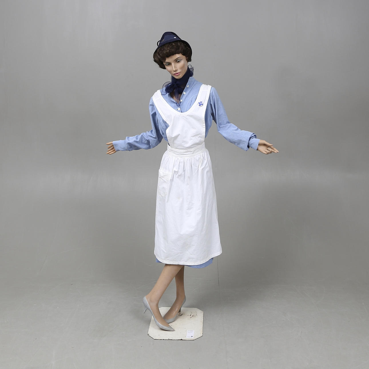 MANIQUÍ con ROPA, 1900.