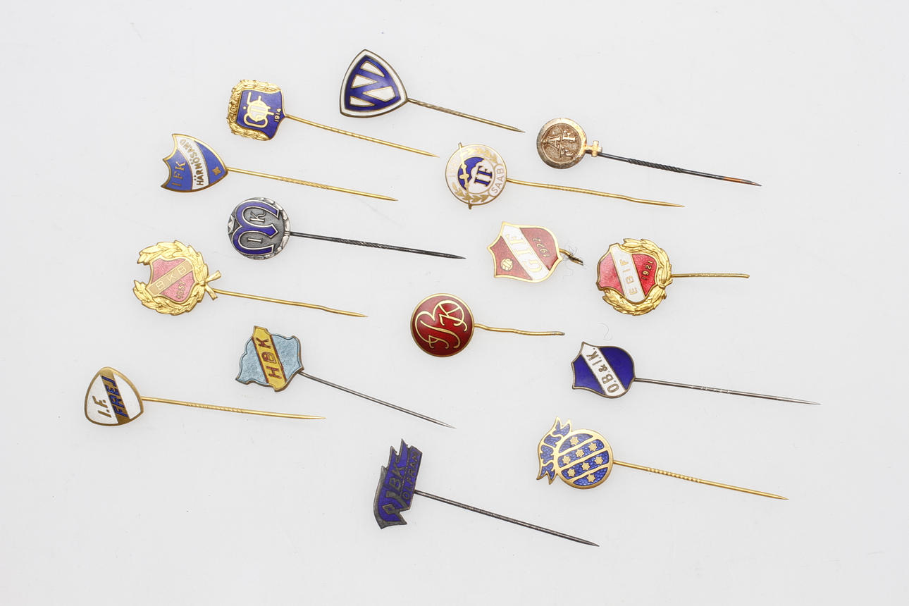 NÅLMÄRKEN, 15 st, idrottsklubbar.