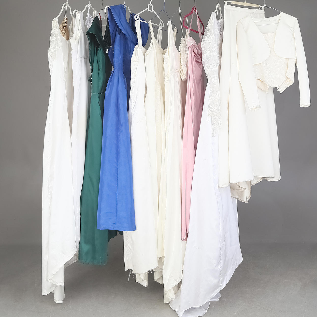 FEST/BALKLÄNNINGAR, 10 st.