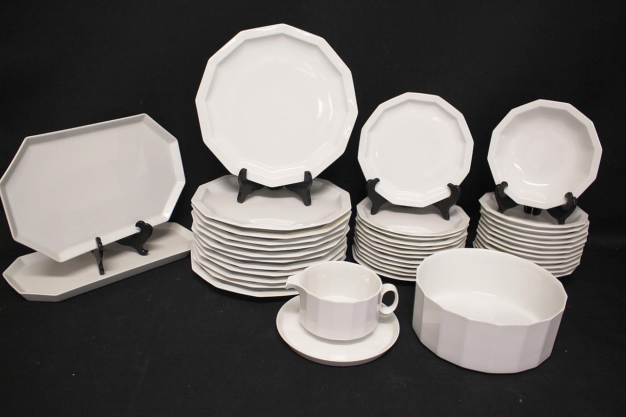 MATSERVIS, 41 delar, porslin, "Studio Line" Rosenthal.