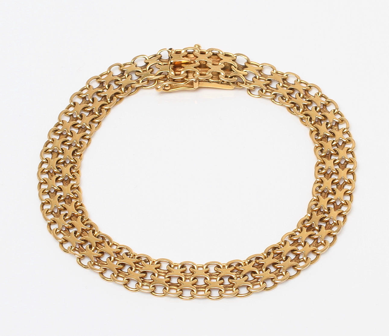 ARMBAND, 18k guld, stmpl SGT 1962. Vikt ca 14,4 gram.