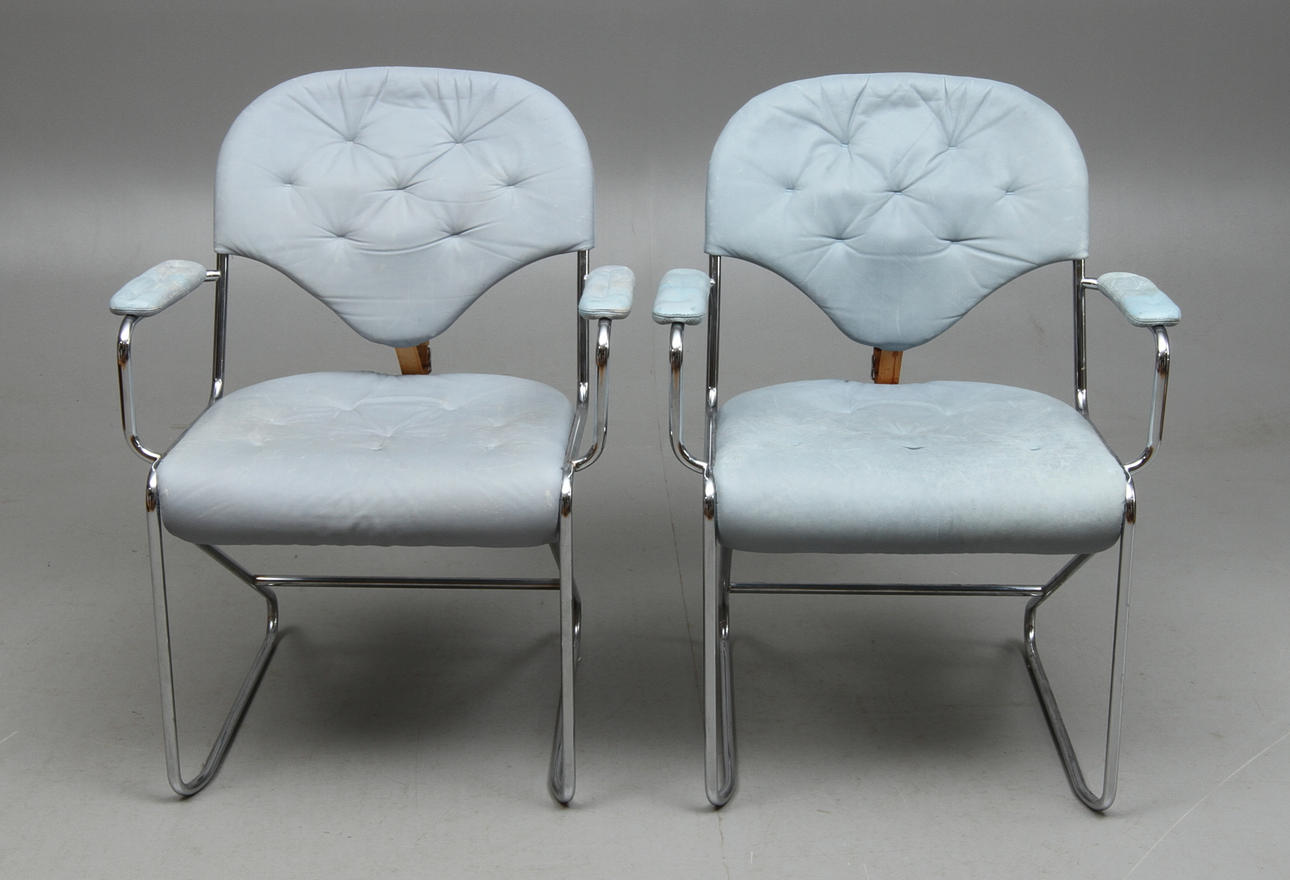 KARMSTOLAR, ett par, Sam Larsson, Dux. 1900-talets andra hälft.