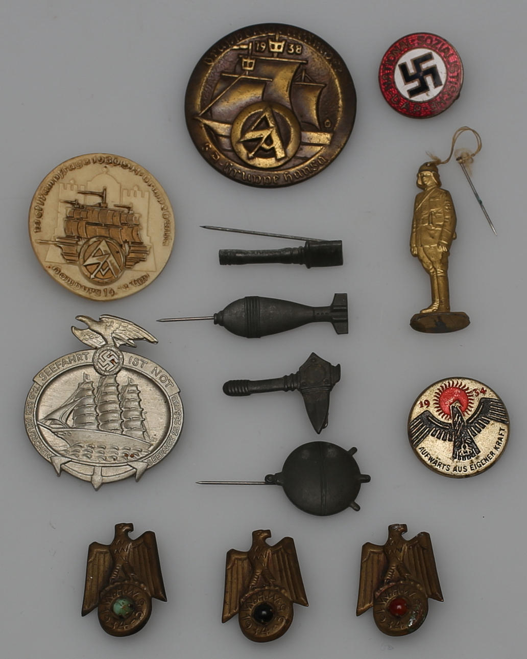 PARTI MÄRKEN (13). Tyskland 1930-tal.