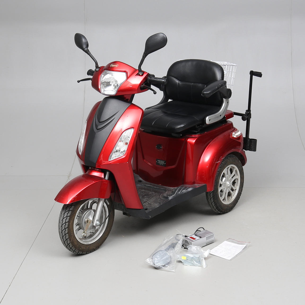 SENIORSCOOTER/ELSCOOTER, Elegant Elegance, 2000-tal.