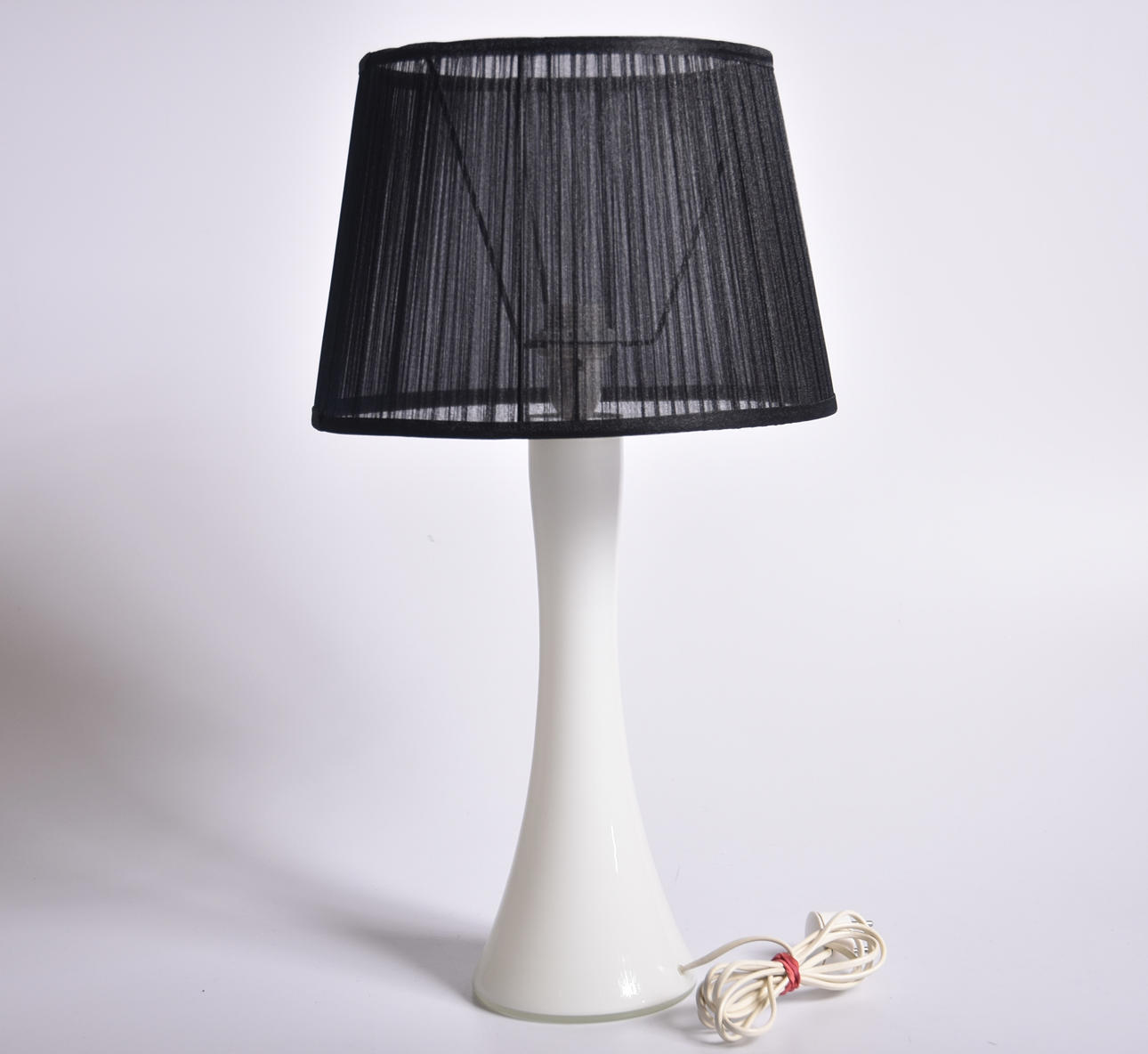 PÖYTÄVALAISIN, lasi, Bergbom.