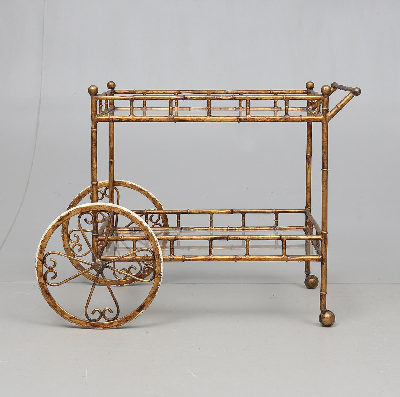 SERVIERWAGEN, Kolonialstil, zweite Hälfte des 20. Jahrhunderts.