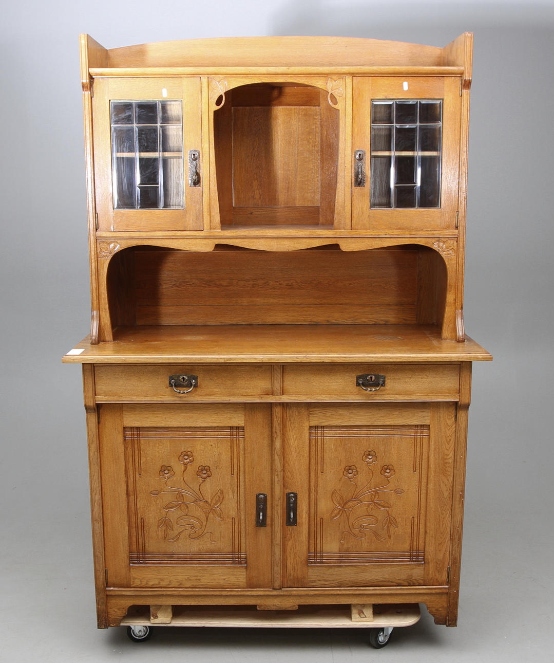 SKÄNKSKÅP, ek, jugend, tidigt 1900.