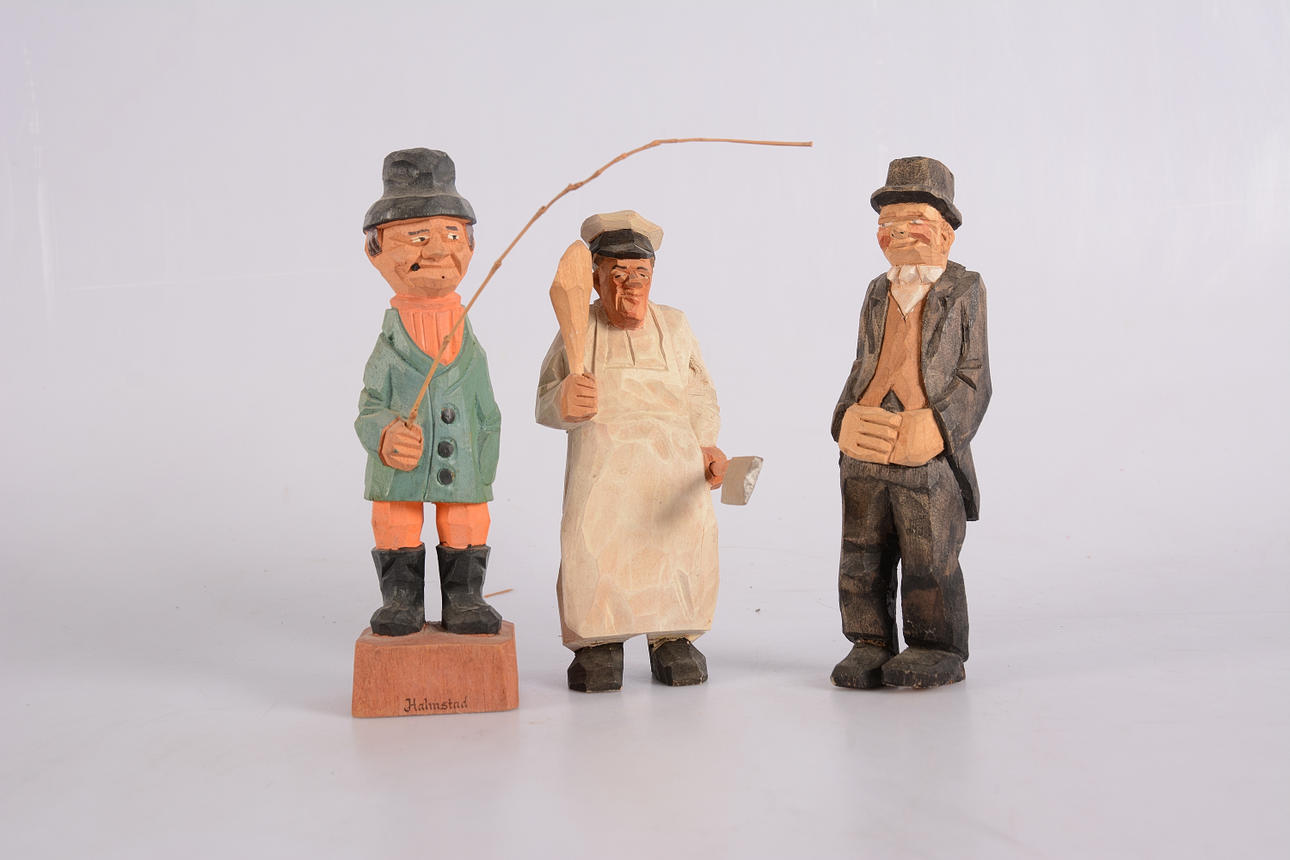 TRÄGUBBAR, 3 st, 1900-tal.