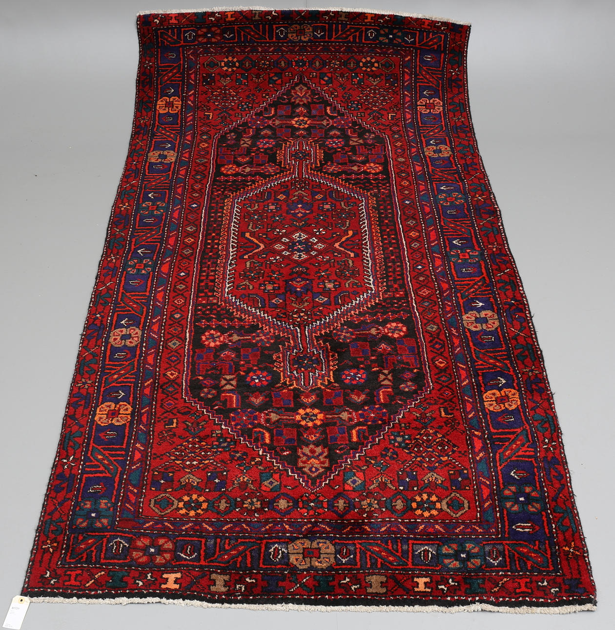 MATTA, Orientalisk, 263x147 cm.