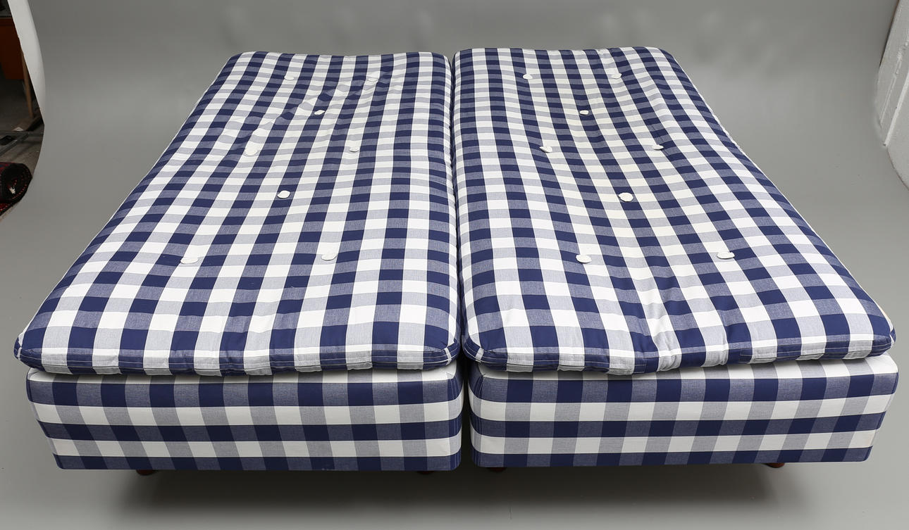 SÄNGAR 2 st, Hästens.