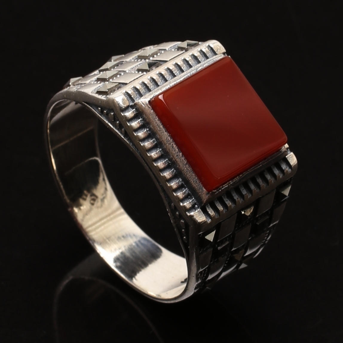 RING silver med carneol och markasiter.