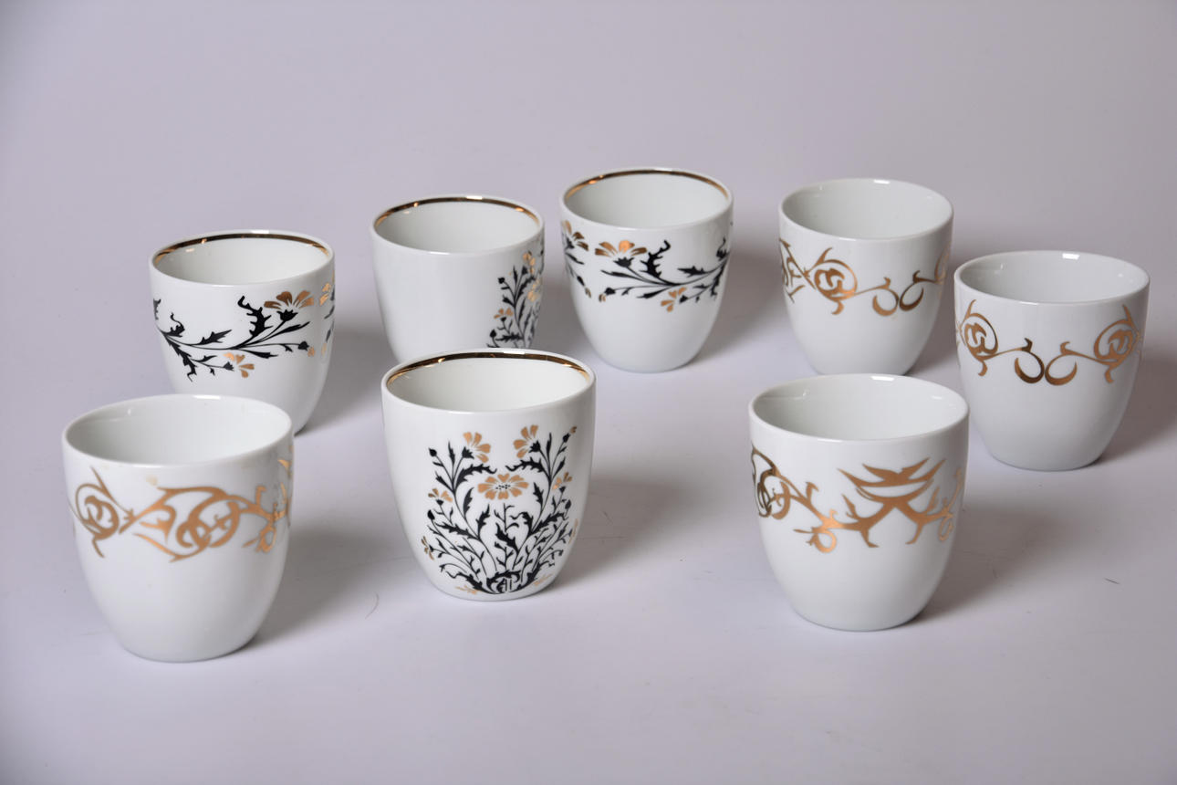 KRUS 8 stk porcelæn Boconcept.