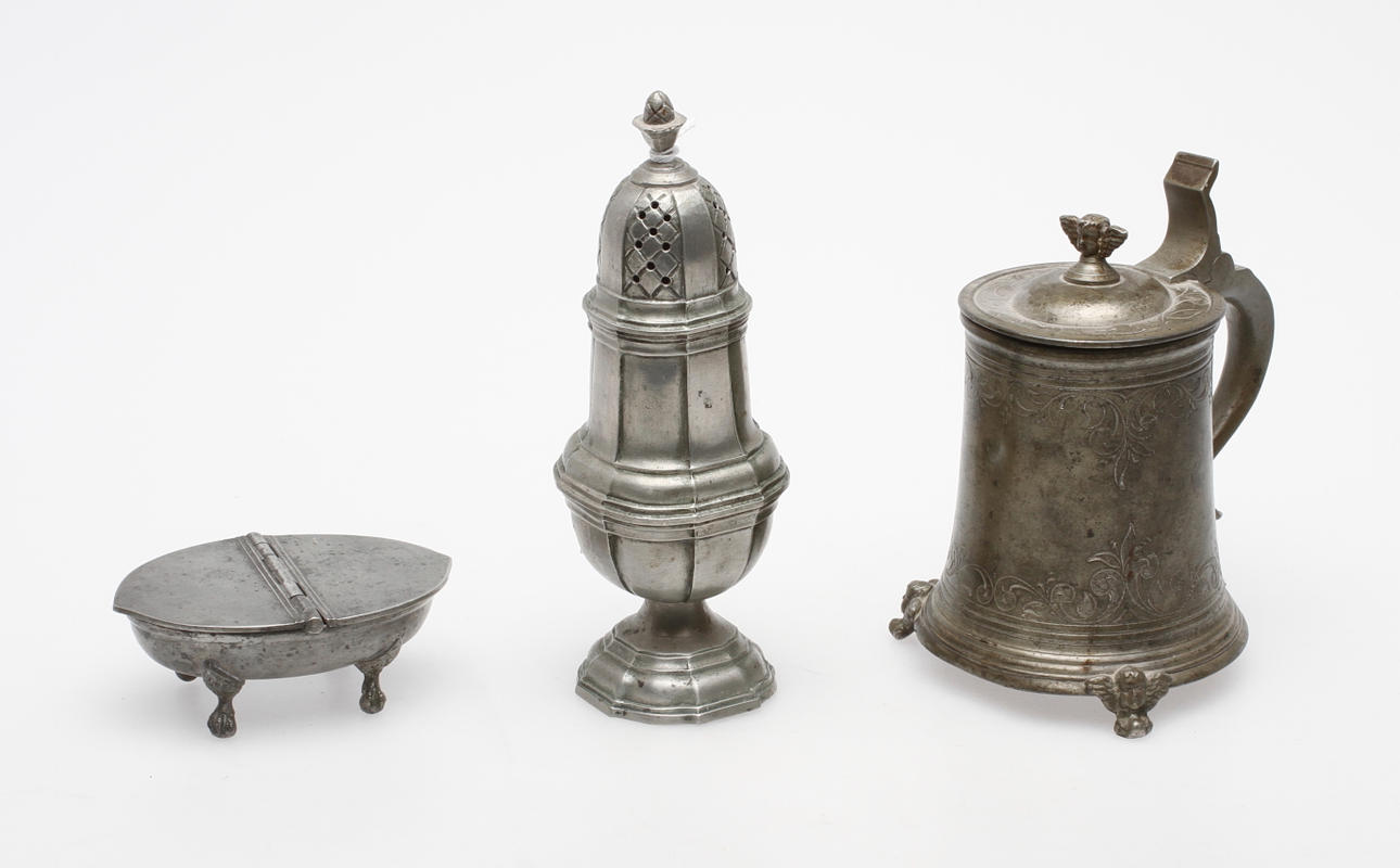 SALTKAR, KANNA och KRYDDRUSKA, tenn, sannolikt Tyskland, 1800-tal.