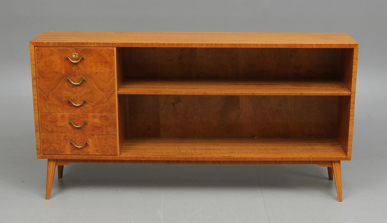 SIDEBOARD med hylla, Lamhults Möbler, 1930/1940-tal.