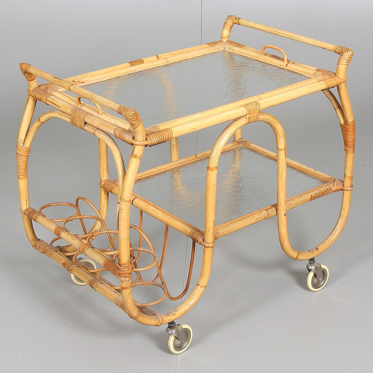 SERVIERWAGEN, Bambus, Glas, 20. Jahrhundert.