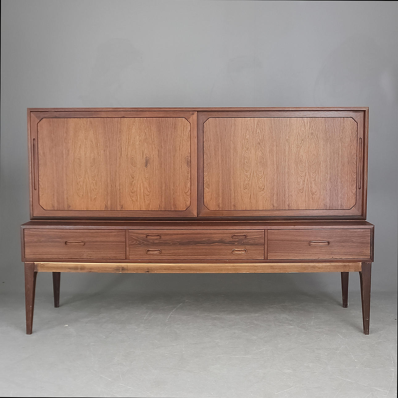 SIDEBOARD, 1960/70-luku.