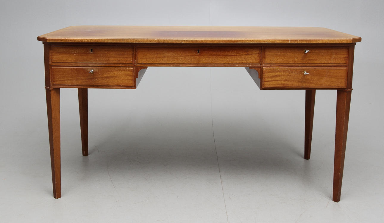 SKRIVBORD 1900-talets mitt.