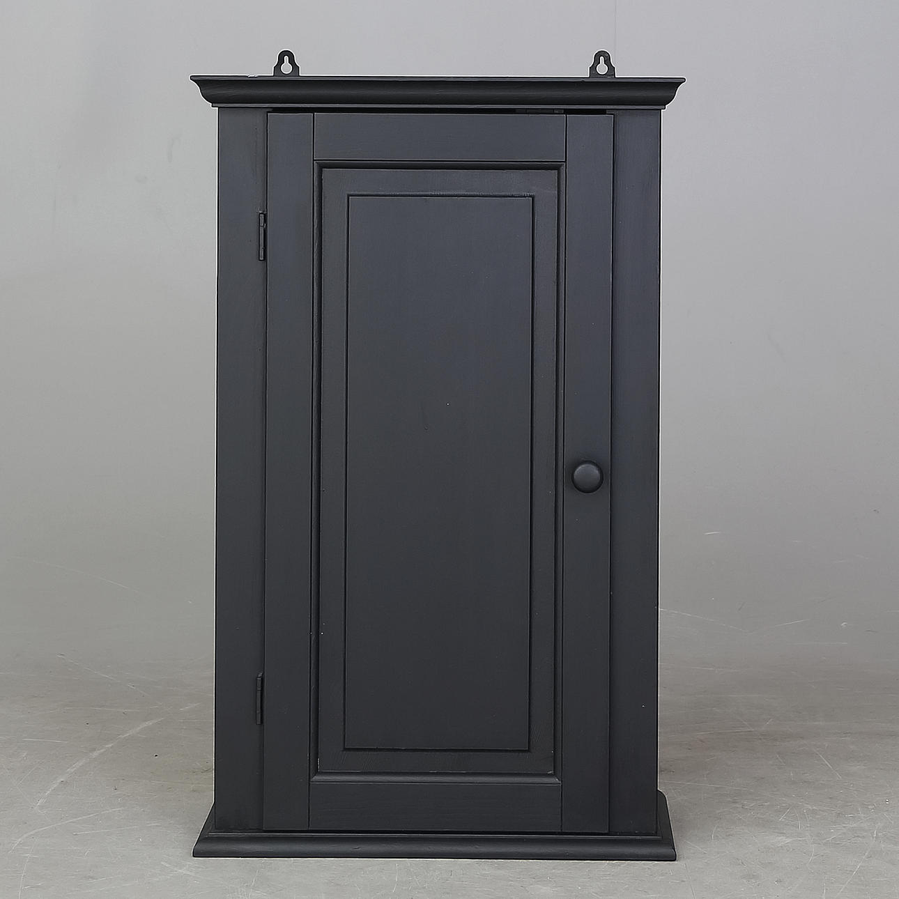 VÄGGSKÅP, 19/2000-tal.