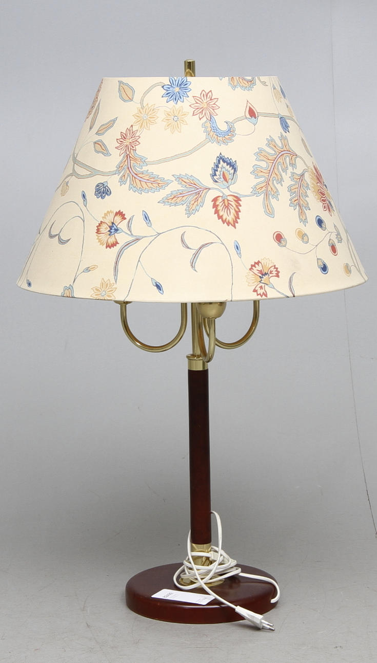 BORDSLAMPA, 1900/2000-tal.