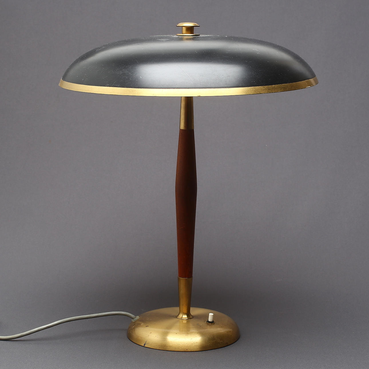 BORDSLAMPA, Boréns, 1900-talets mitt.
