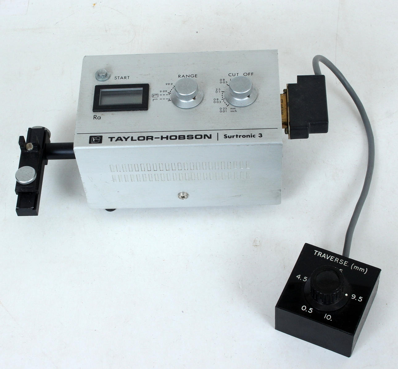 FLÄCHENMESSER, Surtronic 3, Taylor-Hobson.