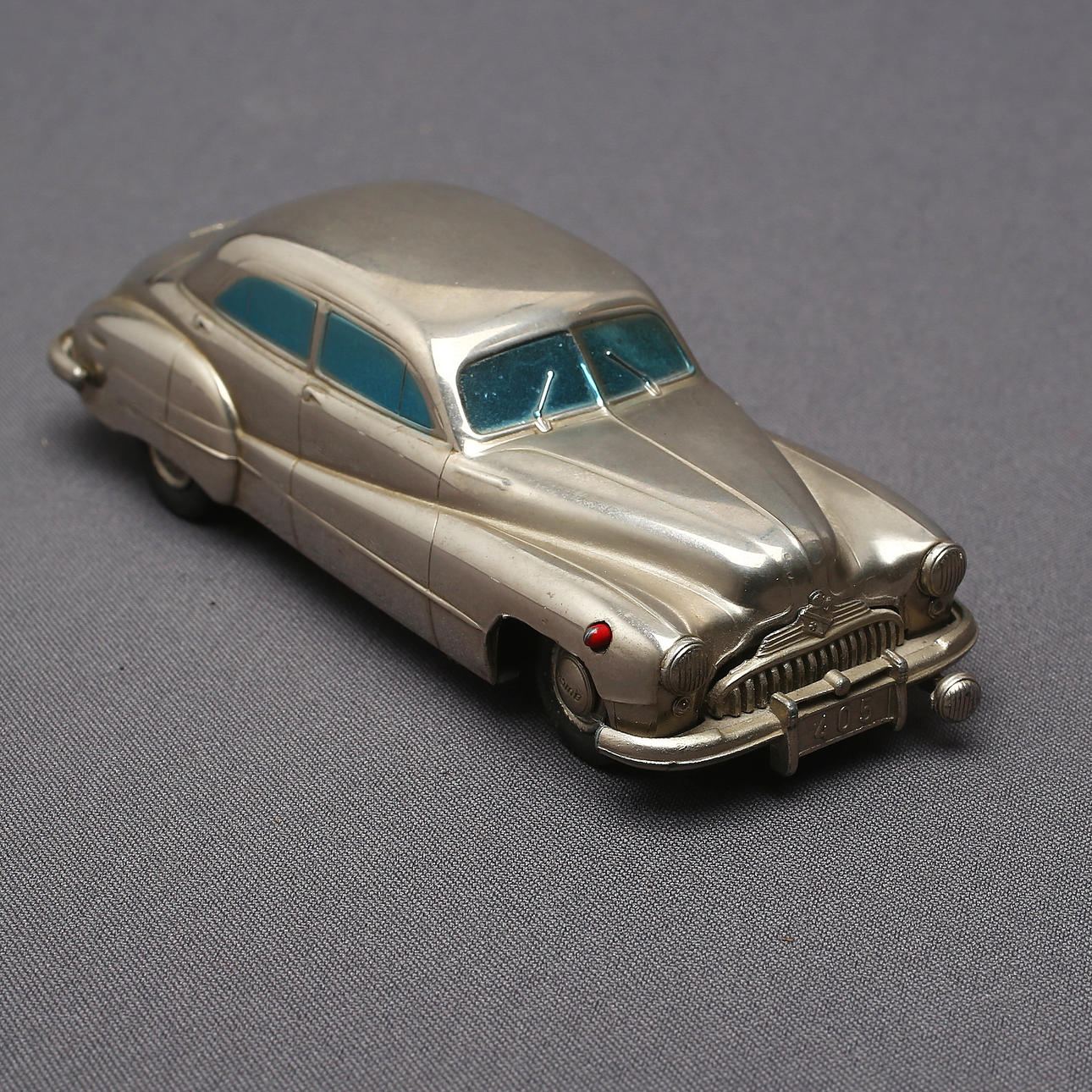 PREMIUM BUICK 405, clockwork.