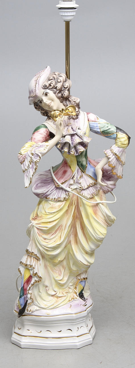 FIGURINLAMPA, golvmodell, porslin, Italien, 1900-talets andra hälft.