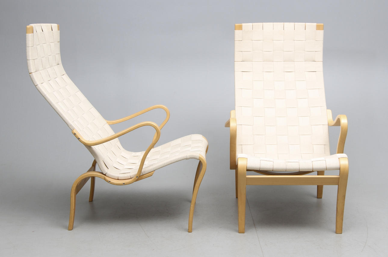 BRUNO MATHSSON. FÅTÖLJ MIRANDA. ett par.