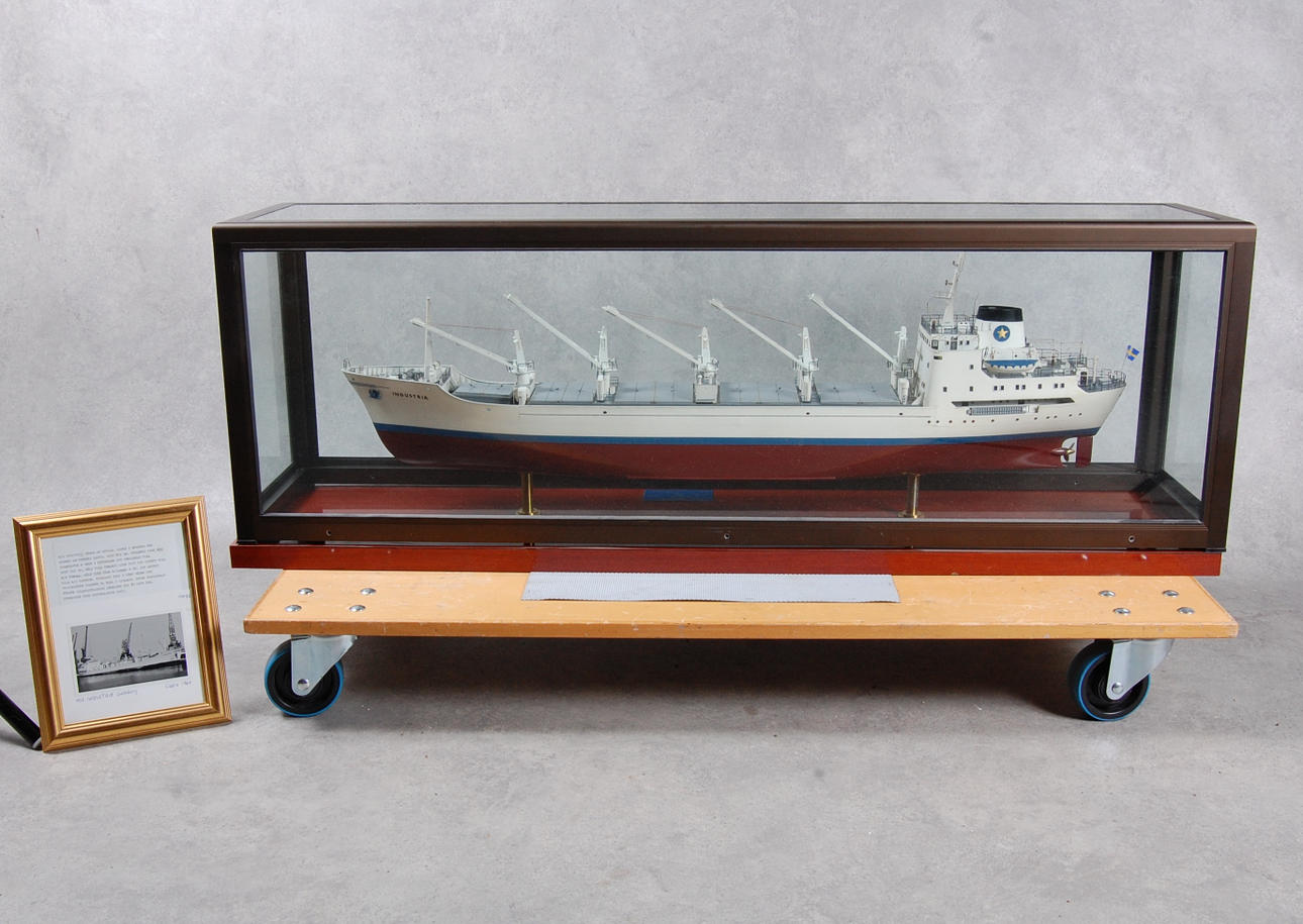 VARVSMODELL ORIGINAL, Rederiet Svenska Lloyds MS Industria.