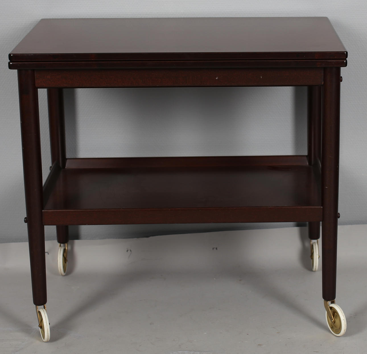 OLE WANSCHER. Serving trolley, mahogany, labeled Ole Wanscher, P. Jeppesens Möbelfabrik, Denmark.