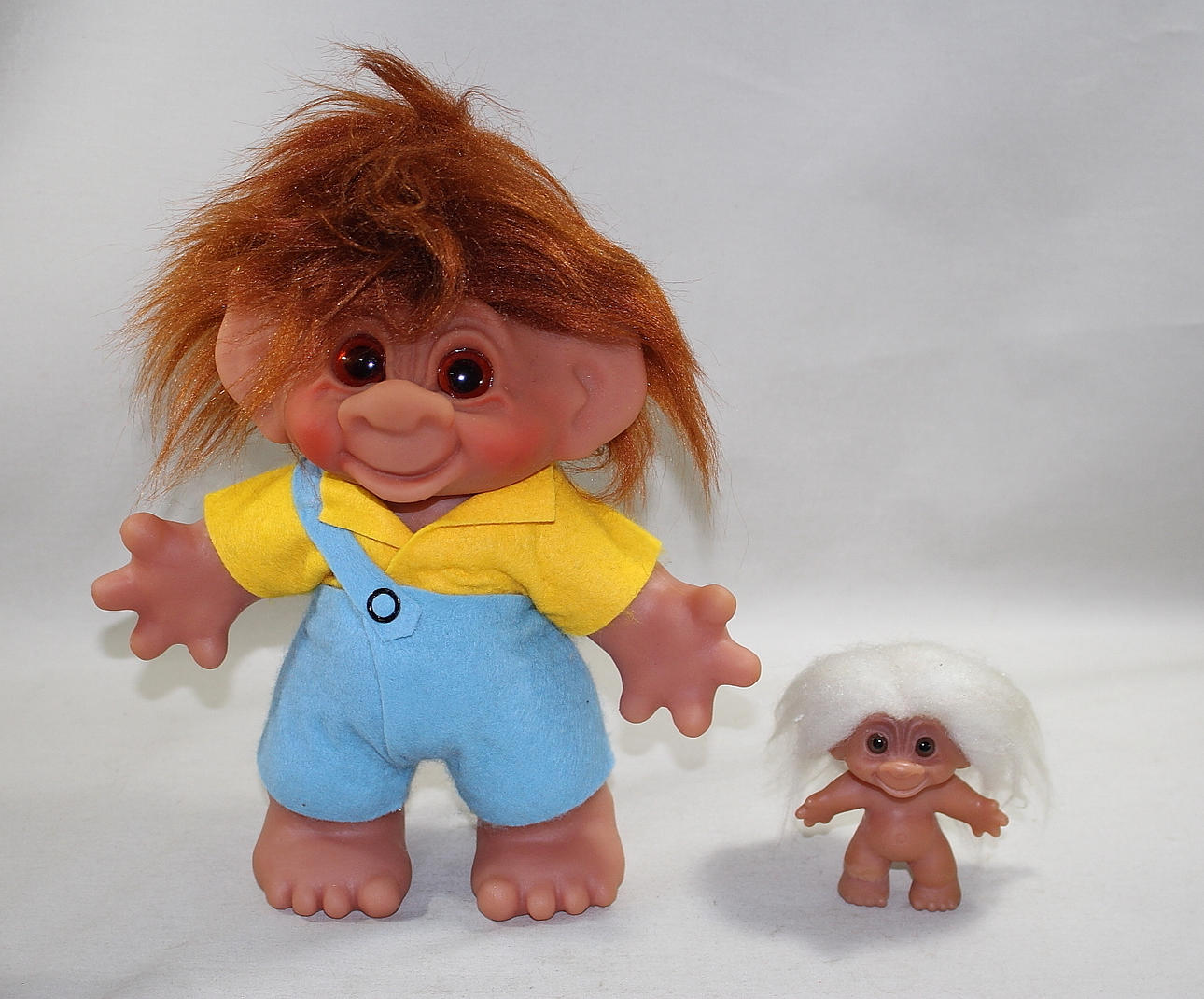 TROLL,, Monchichi/lyckotroll, 2 stycken.