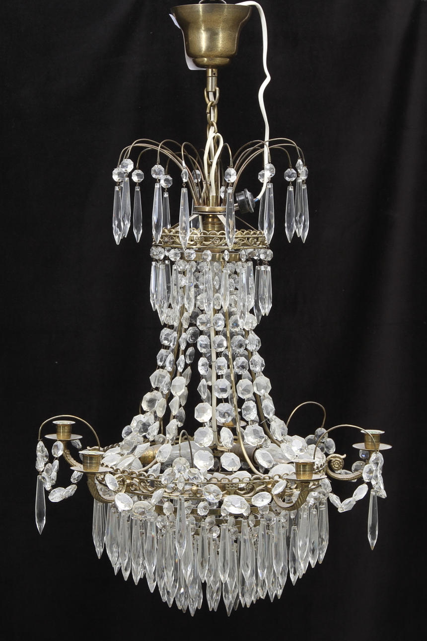 LJUSKRONA, 1900-talets andra hälft. Höjd utan kedja 60 cm.