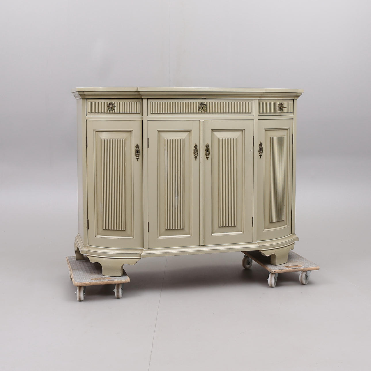 BUFFÉ, målad, Gustaviansk stil, Åmells möbler. 50/60 tal.