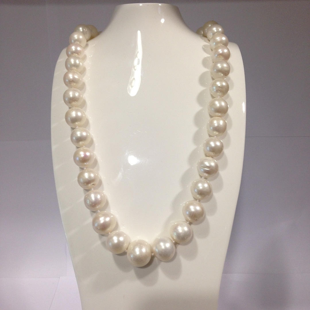 COLLAR PERLA BLANCA GRANDE.